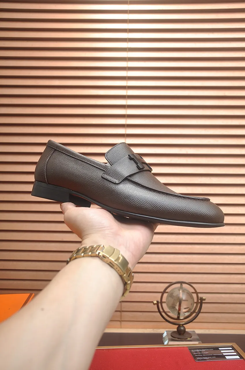 Men's shoes💰540💶[HERMES] (cowhide lining)🍀Italian top luxury🍀He does not pursue novel styles and gorgeous colors, but attracts the favor of successful men with his flawless, elegant and classic style. Formal leather shoes This very comfortable, simple and stable style allows you to easily match any style! The pattern is absolutely 1:1 refined from the original case, and we strive for excellence in materials, imported cowhide + cowhide lining💪💪💪extraordinary texture👍! .Code number: 39-45 (45 customized)